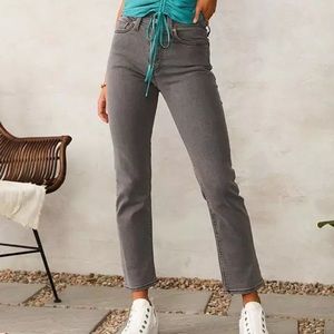 Levi’s wedgie Jean size 26